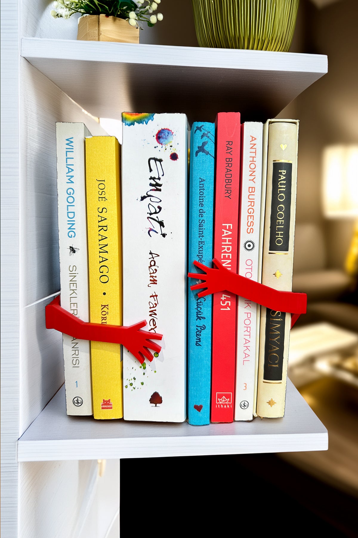 Sarılan Kollar Kitap Tutucu